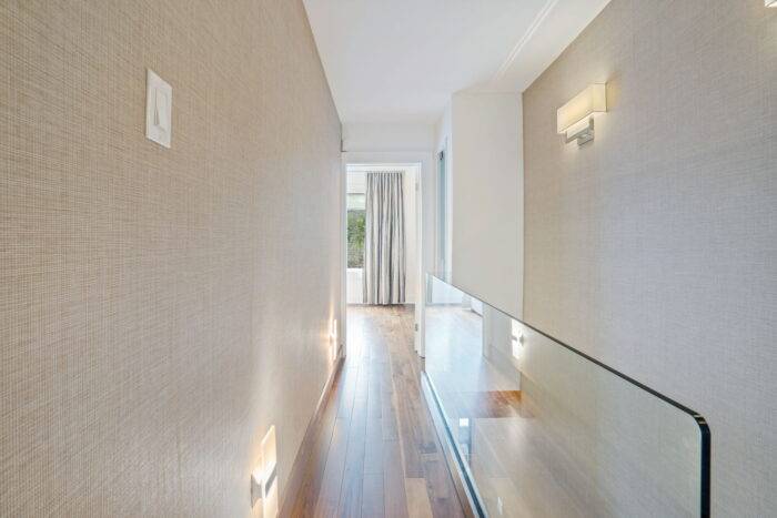 SOLD: 63 Edwin Avenue 18 23