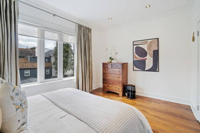 SOLD: 63 Edwin Avenue 20 26