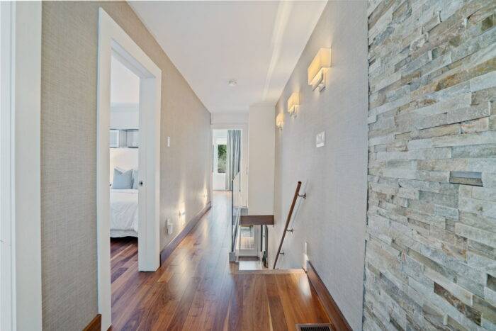 SOLD: 63 Edwin Avenue 26 37