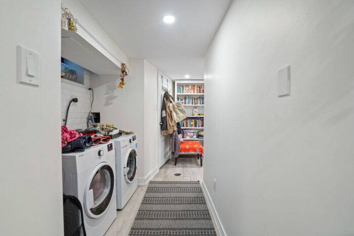 SOLD: 63 Edwin Avenue 28 40