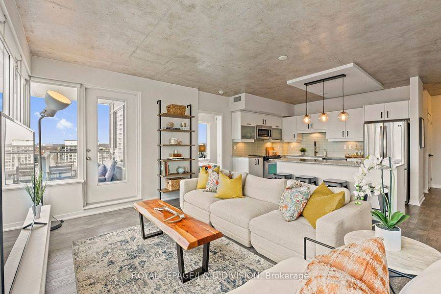 SOLD: 1709-59 East Liberty Street 1 L3RycmViL2xpc3RpbmdzLzQwLzc1Lzc2Lzk4L3AvMWM5YTNmMmEtYzZkOC00ODU0LWE4NmMtNjZhNTg5ZWE5Yjk3LmpwZw 1
