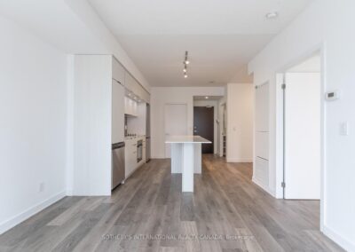 L3RycmViL2xpc3RpbmdzLzQzLzEwLzc4LzIwL3AvMjZmMWViN2ItNjcxZS00NDU0LThlNzYtMWZlMTVkODY5NjJmLmpwZw